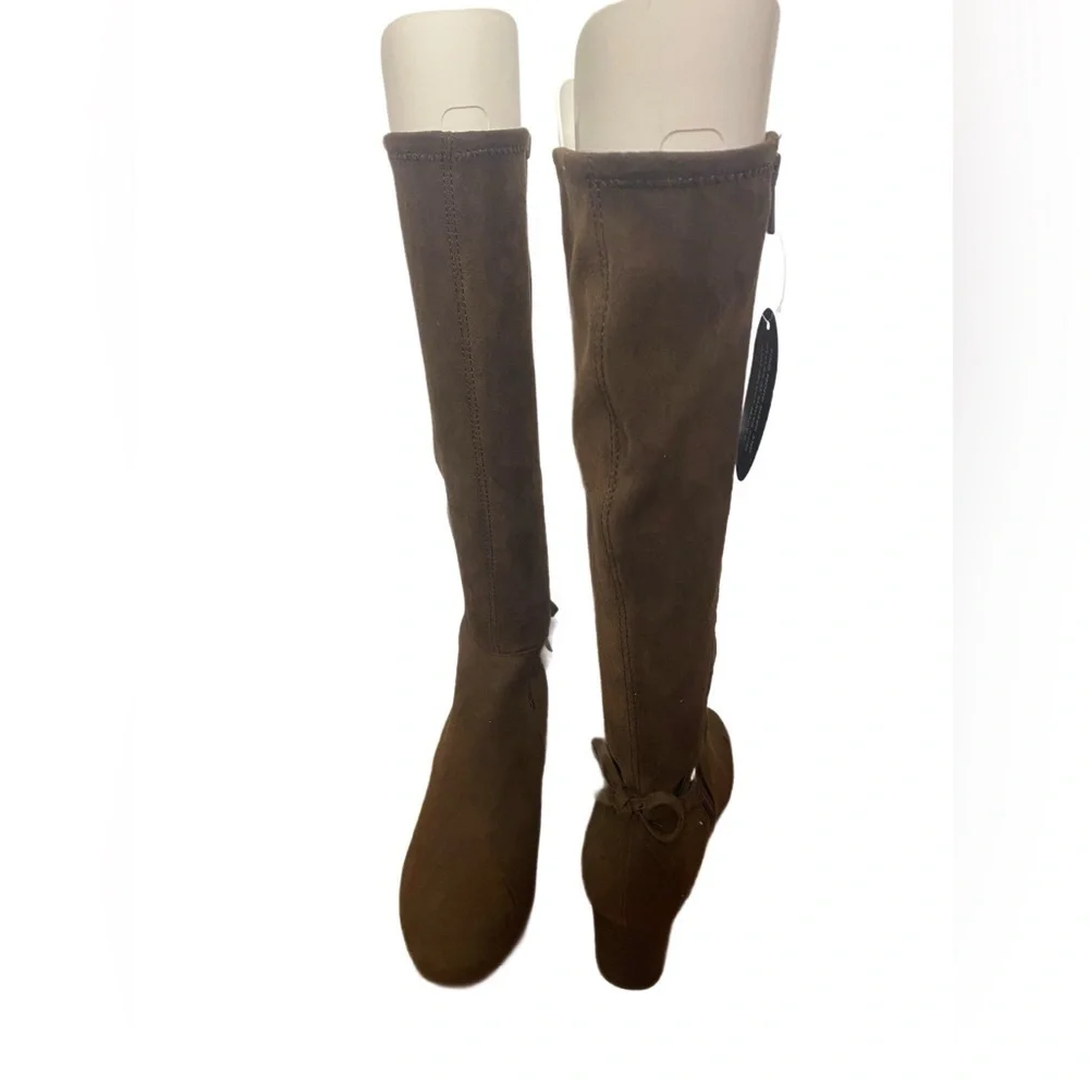 NWT Macy’s Charter Club Brown Boots